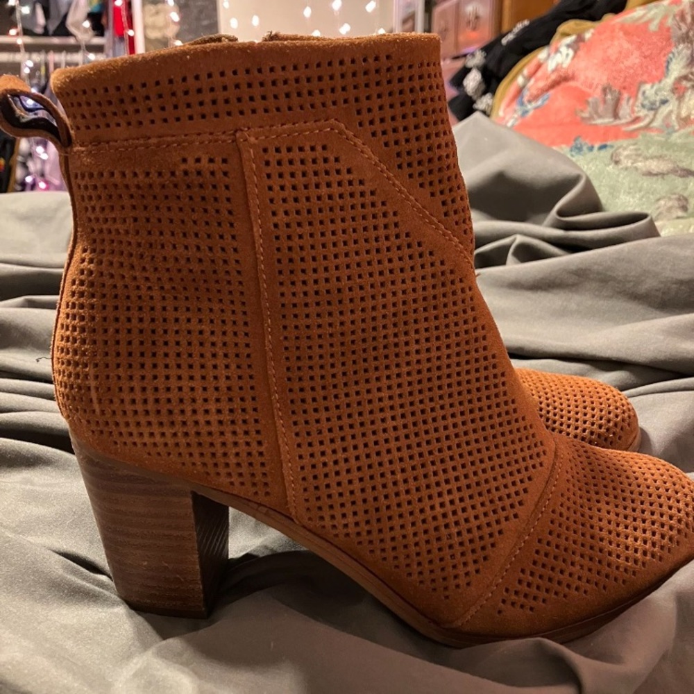 Tom’s ankle boots
